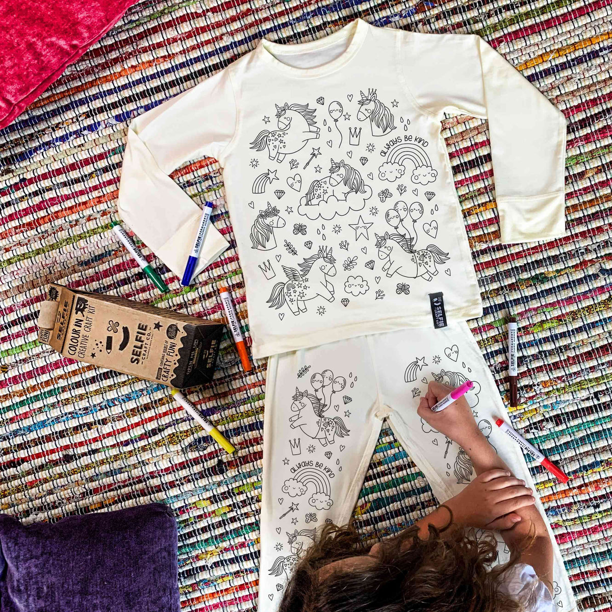 Die selber ausmalbaren Pyjamas von SelfieCraft.co