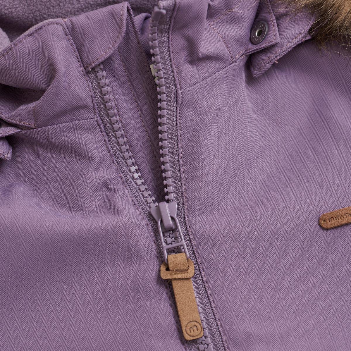 Winterjacke lila