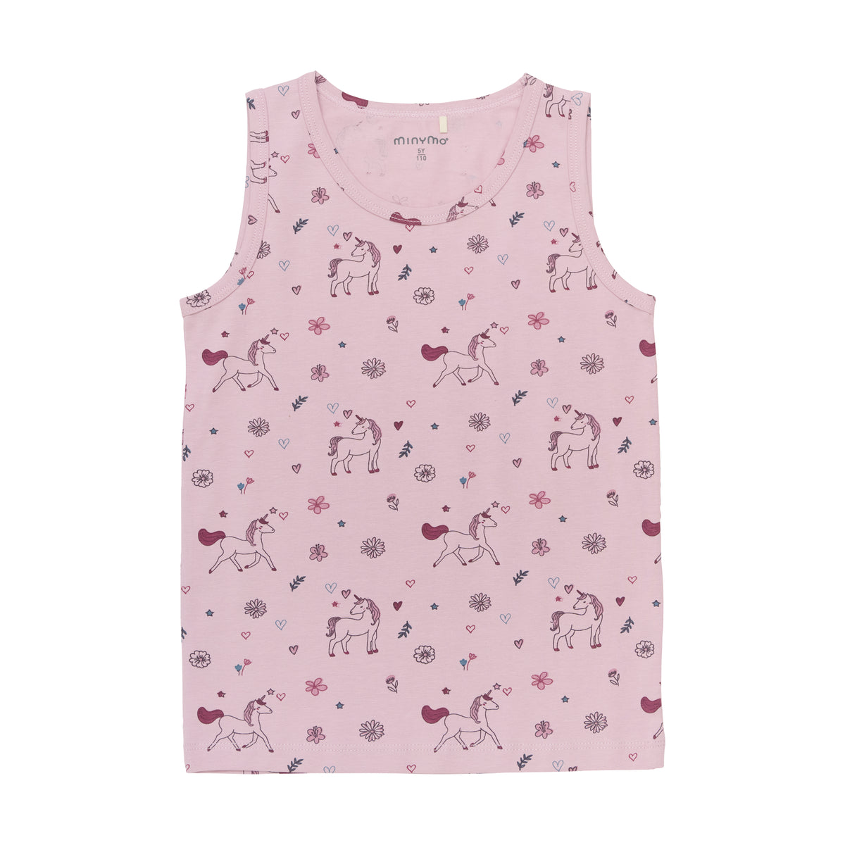 Die Unterwäsche von Minymo ist ein hellrosa ärmelloses Tanktop für Kinder, gefertigt aus einer weichen Baumwollmischung. Es verfügt über verspielte Einhorndruck- und Herzmuster in dunklerem Rosa und Lila sowie verschiedene kleine Elemente wie Blumen, Sterne und Wirbel, die eine skurrile und lustige Note verleihen.