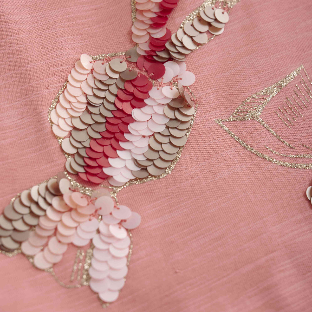 T-Shirt mit Paillettenmotiv – zauberhaft in Rosa - nila kids