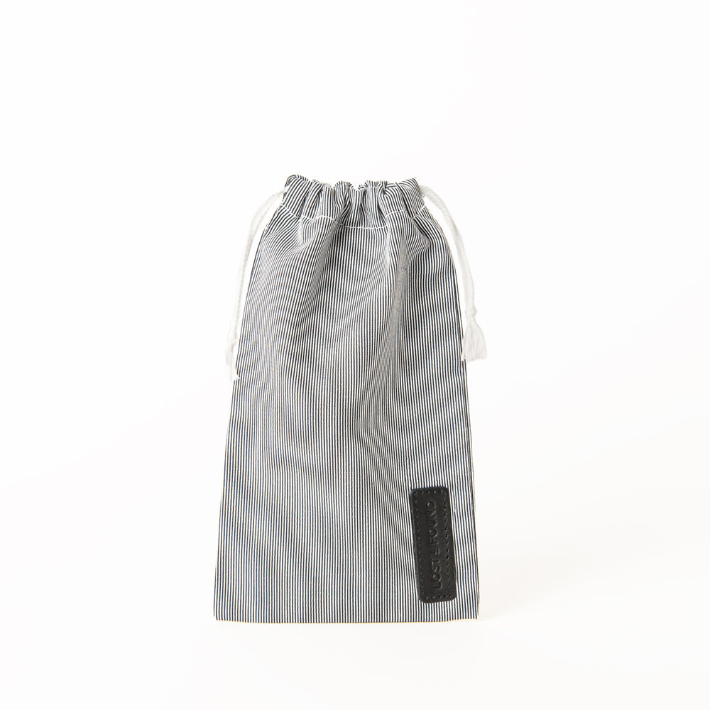 Medium Zip Around Wallet Black Silver