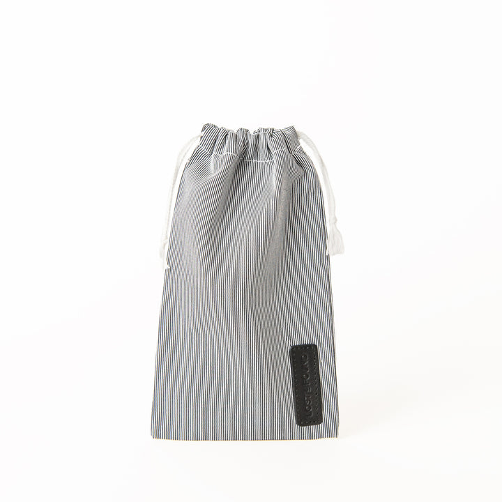Medium Zip Around Wallet Black Silver